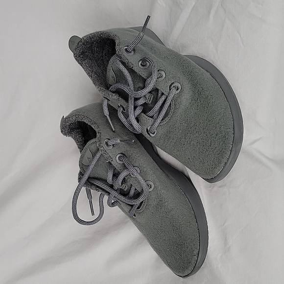 Allbirds Wool Runner Womens Sneakers - Picture 2 of 3